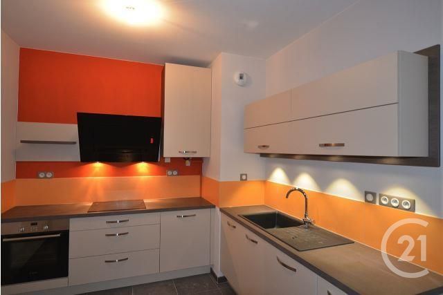 Appartement F3 à louer - 3 pièces - 84.87 m2 - MOULINS - 03 - AUVERGNE - Century 21 Pierre Immobilier