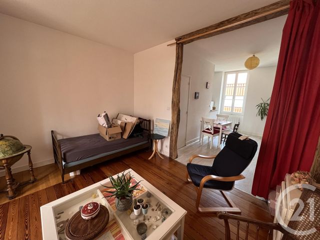 Appartement F1 à louer - 1 pièce - 30.8 m2 - MOULINS - 03 - AUVERGNE - Century 21 Pierre Immobilier